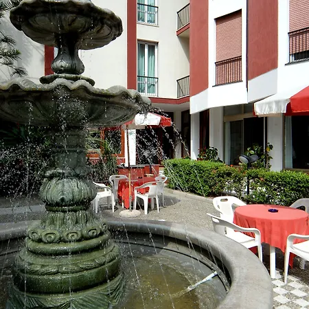 Ξενοδοχείο 5 Terre 3*